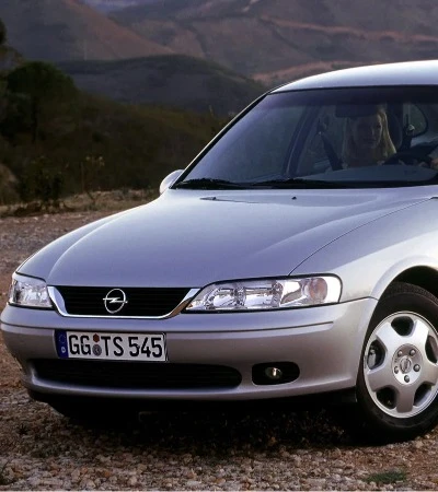 Opel Vectra Çıkma Yedek Parçaları