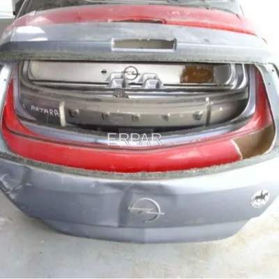 Opel Astra H Çıkma Bagaj Kapağı