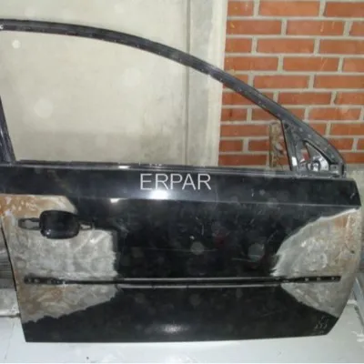 Opel Vectra C Çıkma Sağ Ön Kapı