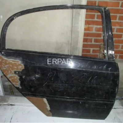 Opel Vectra C Çıkma Sağ Arka Kapı Siyah