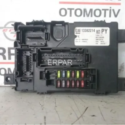 Opel Corsa D Çıkma Sigorta Kutusu