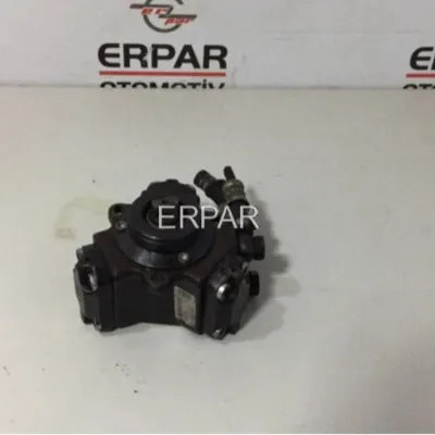 Opel Corsa C 1.3 Çıkma Mazot Pompası