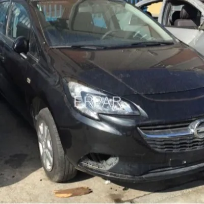 Opel Corsa E Çıkma Sağ Ön Çamurluk 