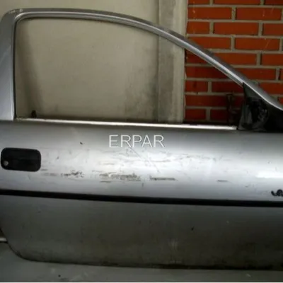 Opel Corsa B Çıkma Kapı Sağ Ön Gri