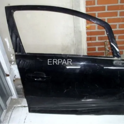 Opel Corsa D Çıkma Sağ Ön Kapı Siyah Orijinal