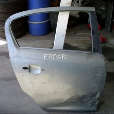 Opel Corsa D Çıkma Kapı Sağ Arka Gri