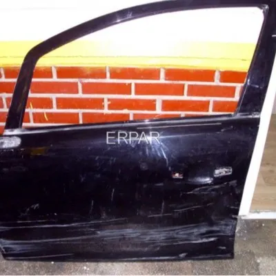 Opel Corsa D Çıkma Siyah Sol Ön Kapı