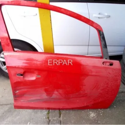 Opel Corsa E Çıkma Sol Ön Kapı Orijinal