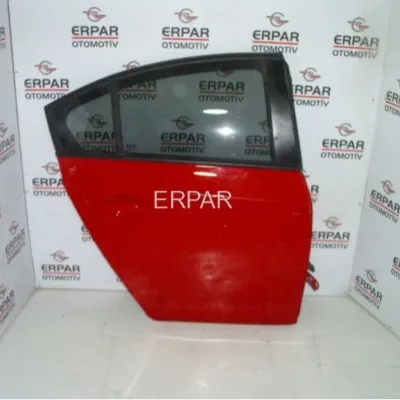 Chevrolet Cruze Çıkma Sağ Arka Kırmızı Kapı